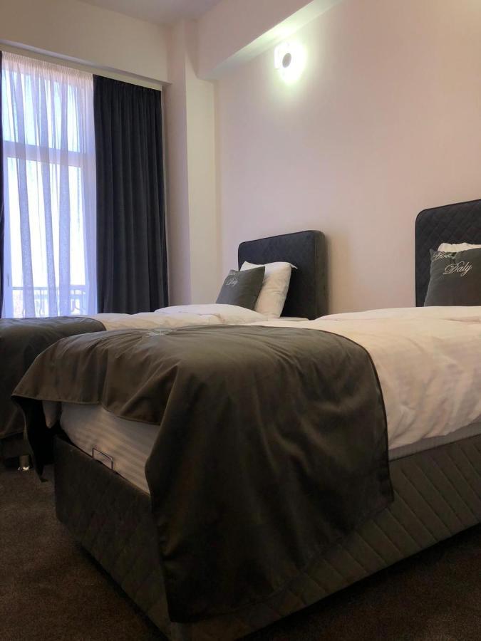 Hotel Daly Ploieşti Dış mekan fotoğraf